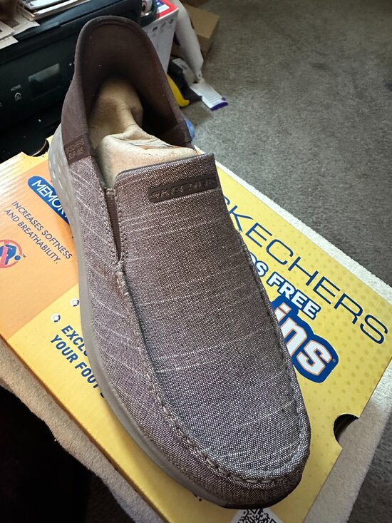 Men\'s Skechers Vegan Parson Faustino size 9.5 Brown